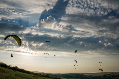 paragliders clipart