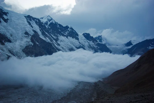 Hiver montagnes paysage — Photo