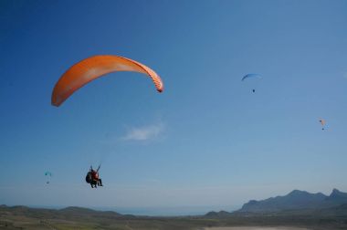 paragliding clipart