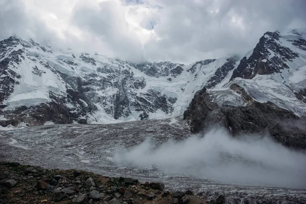Superbes Montagnes Enneigées Fédération Russie Caucase Juillet 2012 — Photo