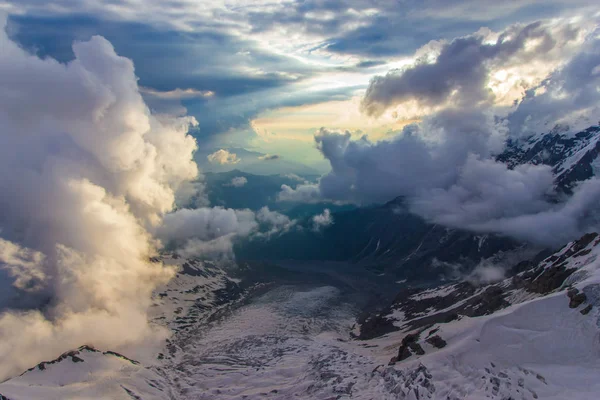 Dağlar — Stok fotoğraf