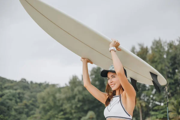 Surfboard — Free Stock Photo