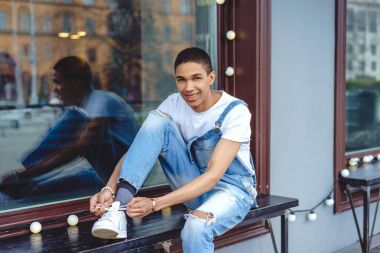 ayakkabı bağcığı bağlama