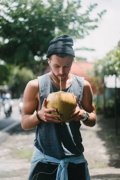 Agua de coco — Foto de Stock