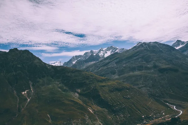 Majestosa paisagem montanhosa cênica nos Himalaias indianos, Rohtang Pass — Fotografia de Stock