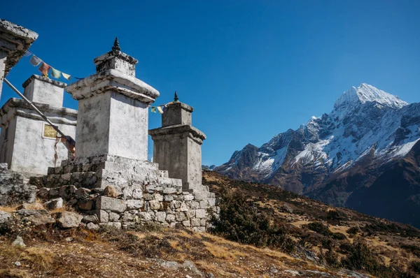 Vue sur les constructions du village de Lower Pangboche, Népal, Khumbu, novembre 2014 — Photo de stock