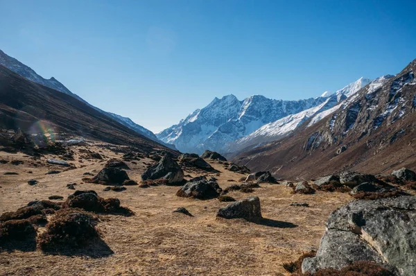 Vallée rocheuse — Photo de stock