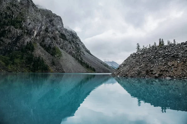 Lago - foto de stock