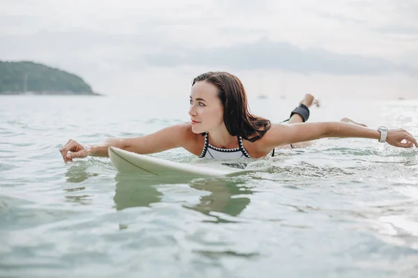 Schwimmen — Stockfoto