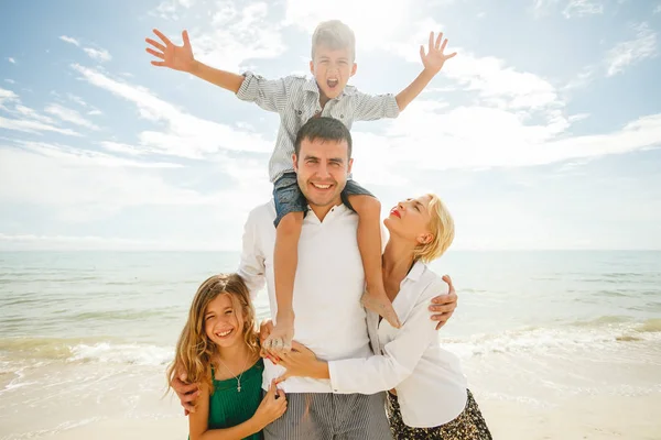 Feliz. - foto de stock