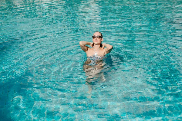 Piscine et piscine — Photo de stock