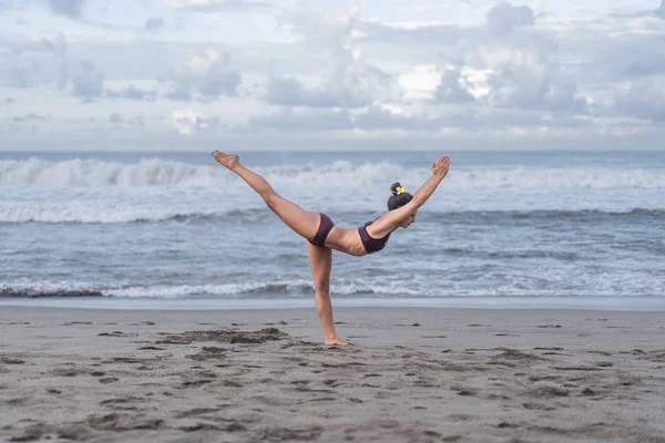 Warrior III pose — Stock Photo