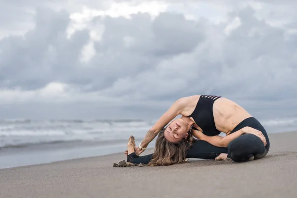 Stretching — Stock Photo