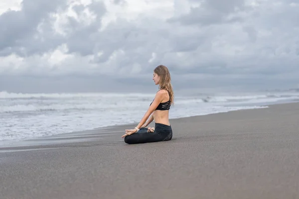 Padmasana — Stock Photo