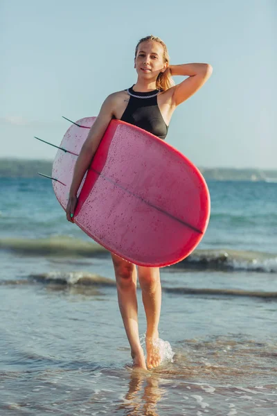 Surfer — Stock Photo