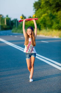 Penny yönetim kurulu ile genç bir kız . 