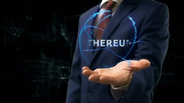 Empresário mostra conceito holograma Ethereum em sua mão — Vídeo de Stock