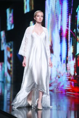 Bipa Fashion.hr defile: kıskançlık odası, Zagreb, Hırvatistan.