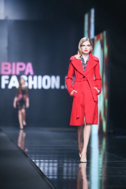 Bipa Fashion.hr defile: Elfler, Zagreb, Hırvatistan.