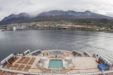 Ushuaia waterfront gemi güverte ile