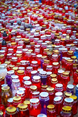 Lampions gün ışığı yanan