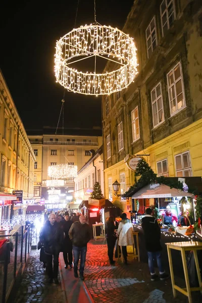 Komst in Zagreb, Kroatië 2016 — Stockfoto