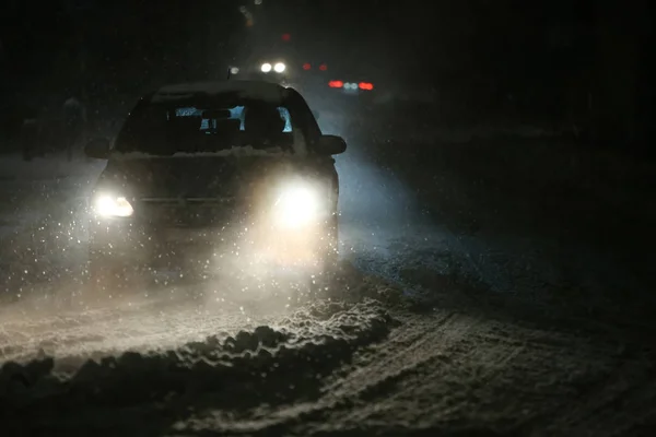 Snowfall at night — Stock Photo, Image