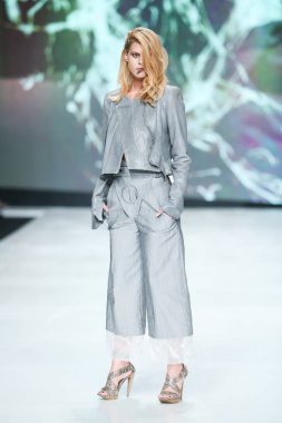 Bipa Fashion.hr defile 2017: Jamoi, Zagreb, Hırvatistan.