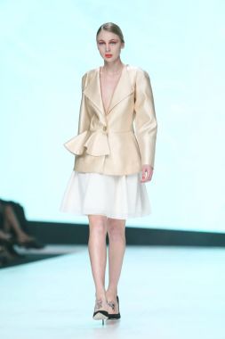 Bipa Fashion.hr defile 2017: Luka Grubisic, Zagreb, Hırvatistan.