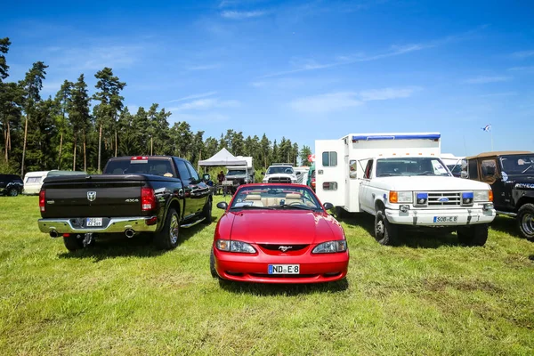 American cars in Nandlstadt, Germany — Stock Photo, Image