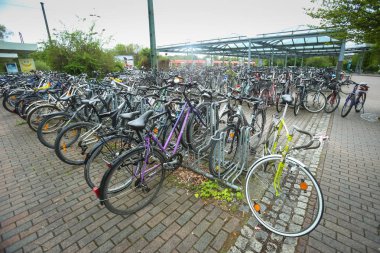Freising içinde otopark Bisiklet