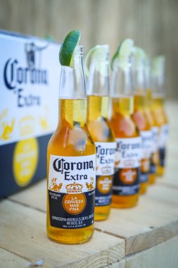 Corona gün batımı oturumu parti Zagreb, Hırvatistan