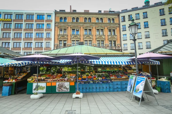 Outdoor food market  in Munich — Stock Photo, Image