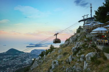 Teleferik Dubrovnik yukarıda