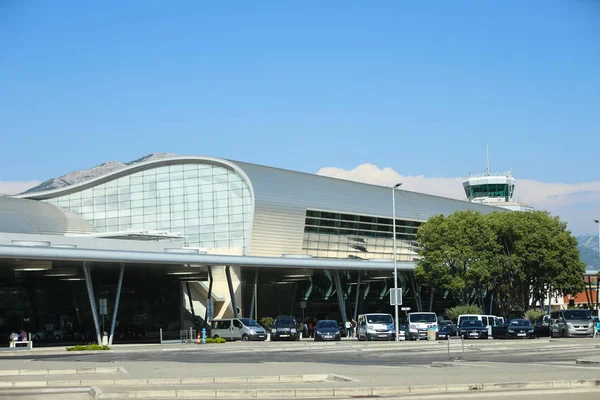 Здание аэропорта Дубровника — стоковое фото