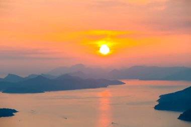 dubrovnik üzerinden günbatımı