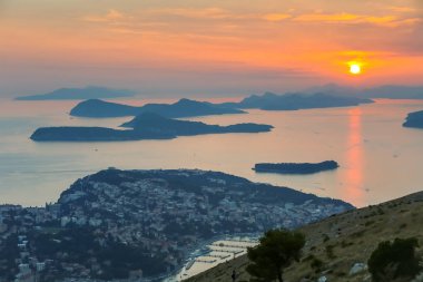dubrovnik üzerinden günbatımı