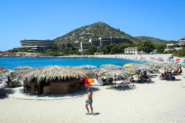 Kupari Beach'te deniz