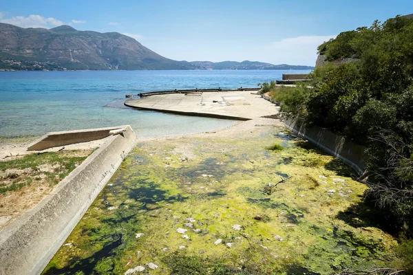 Adriyatik Denizi, su hendek
