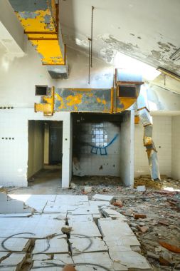 eski bina berbat ettin.