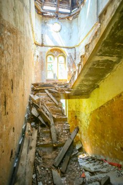 eski bina berbat ettin.