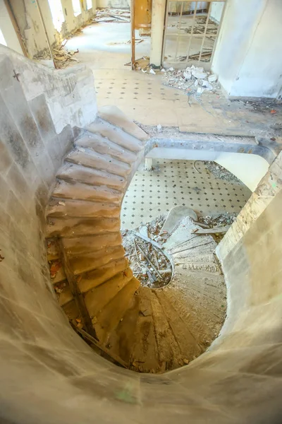 eski bina berbat ettin.