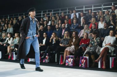 Bipa Fashion.hr 2017 : Robert Sever, Zagreb, Croatia.