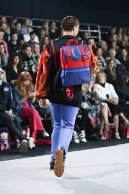 Bipa moda hr - Anthony Avangard