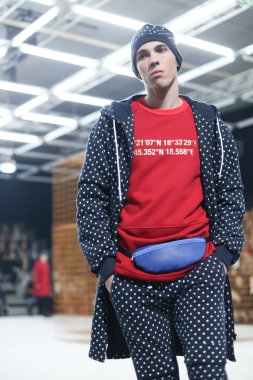 Bipa moda hr - Anthony Avangard