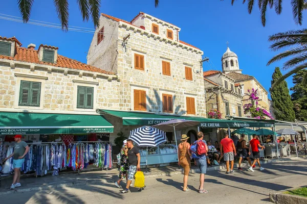 Seafront of small town Cavtat — Stock Photo, Image