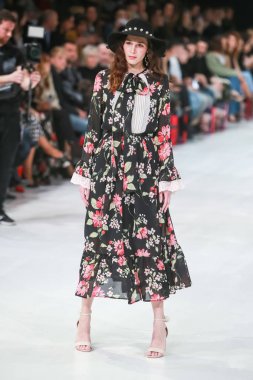 Bipa Fashion.hr defile 2018: Robert Sever