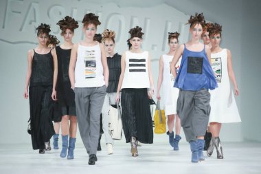 Bipa Fashion.hr defile: Marina Design