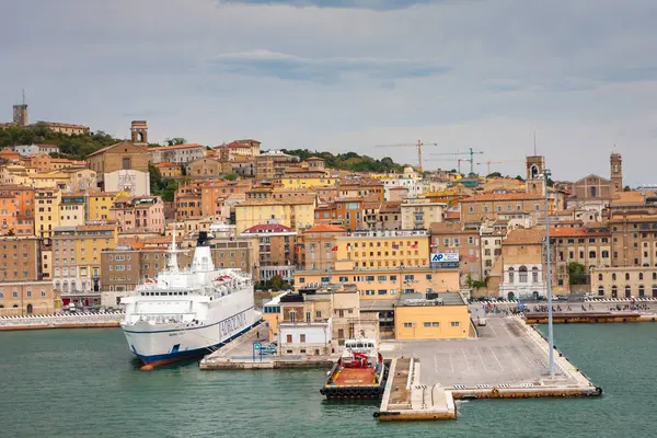 Hafen von Ancona — Stockfoto