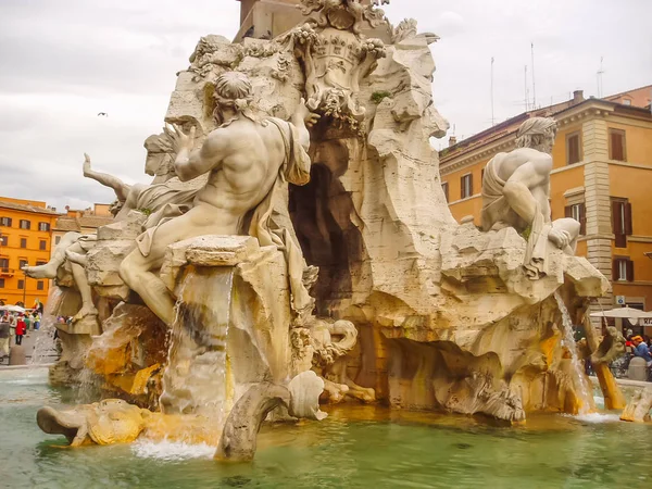 Dei quattro fiumi fountain in Rome — Stockfoto